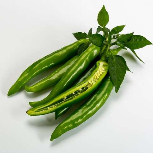 Fresho Chilli Green Big/Harri Mirch, 500 g